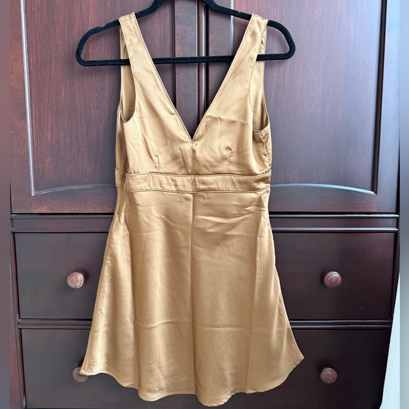 Abercrombie Satin Mini Dress - Picture 3 of 6